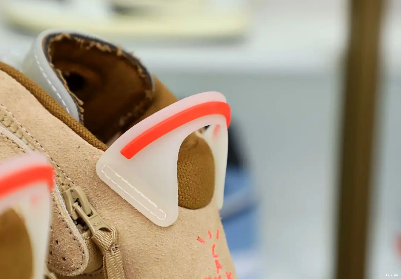 x Jordan Retro SP Khaki